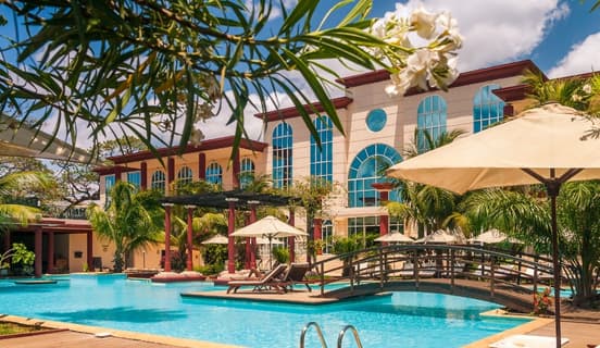 Complete Hotel Security: UNV Solutions for Corridors & Elevators